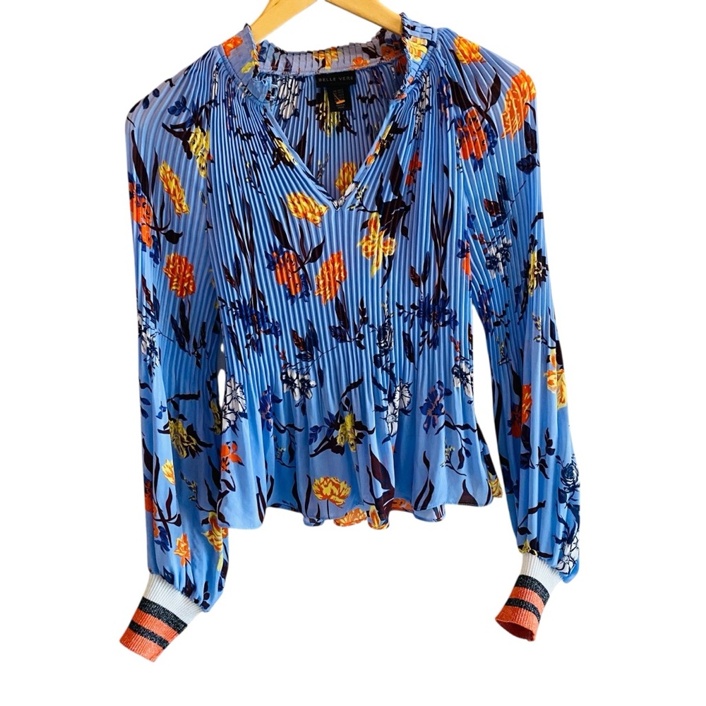 Belle Vere Floral Print Pleated Blouse